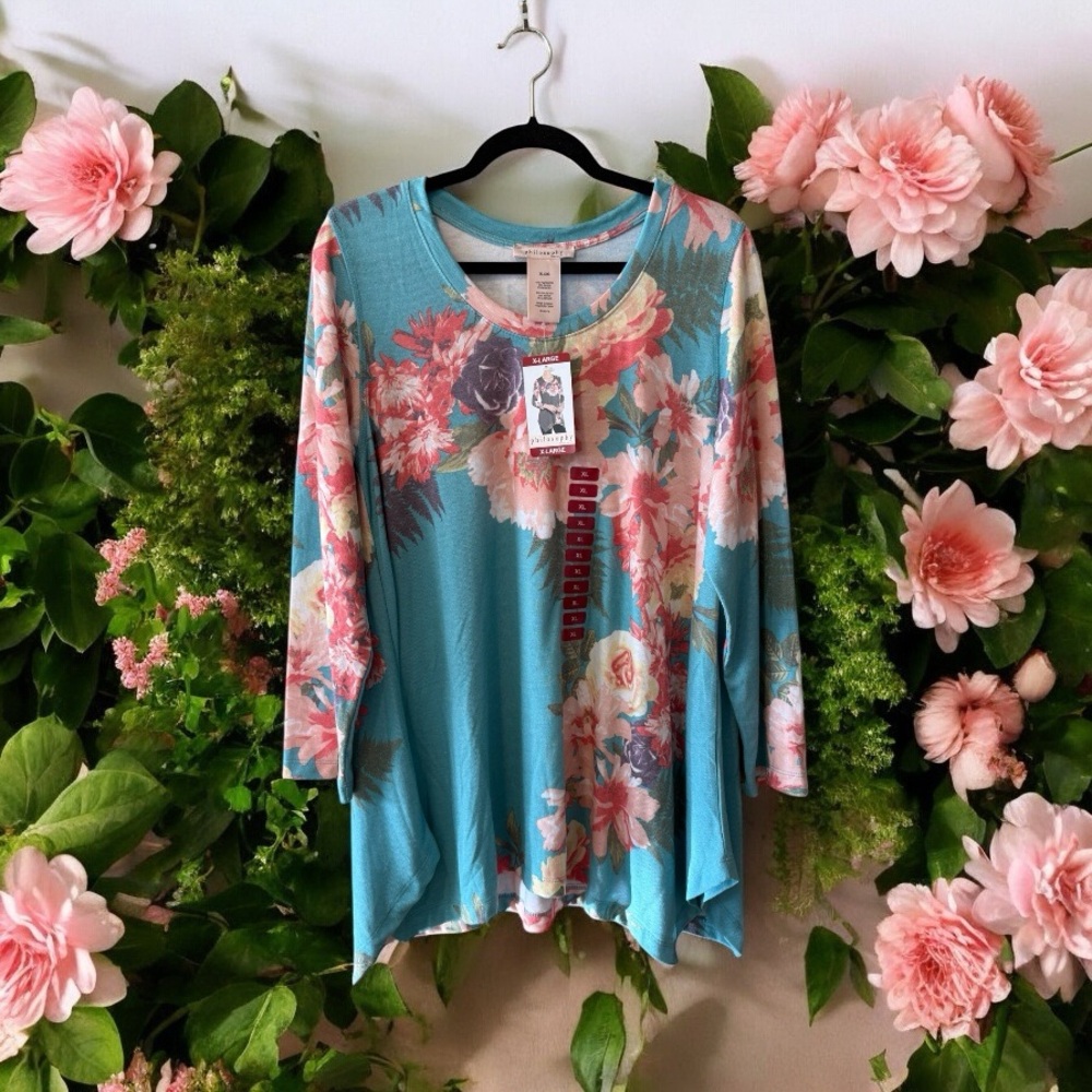 NWT Philosophy Blue with Pink/Coral Floral Print Super Soft Tunic Top